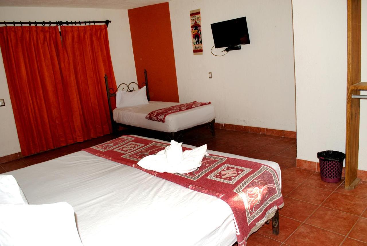 Hotel Maya 2012 Amacuzac Exterior photo